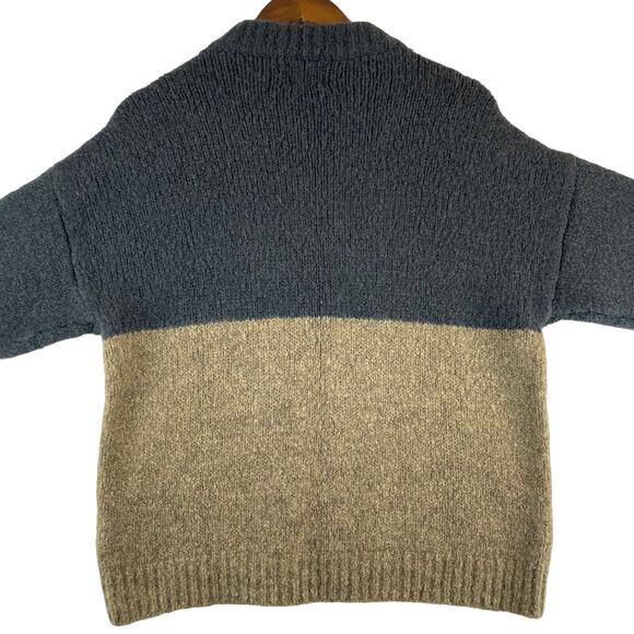 Michelle Nicole Womens Wool Blend Sweater. Size S - Picture 3 of 8